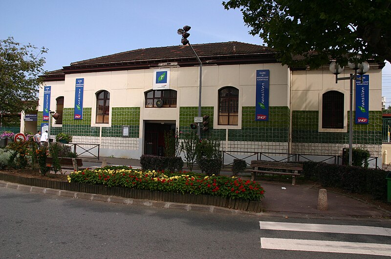 Massage de branlette  Maisons-Alfort