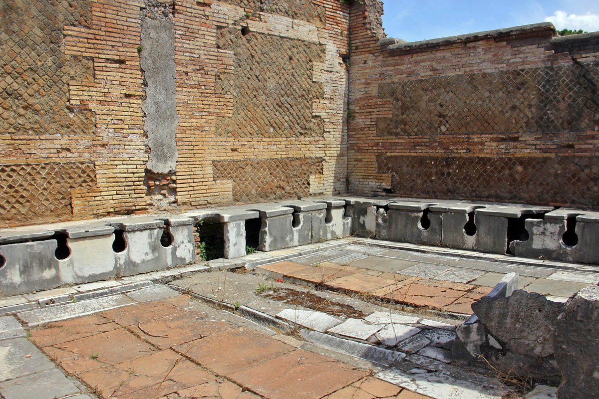 Nudo massaggio   Acilia-Castel Fusano-Ostia Antica